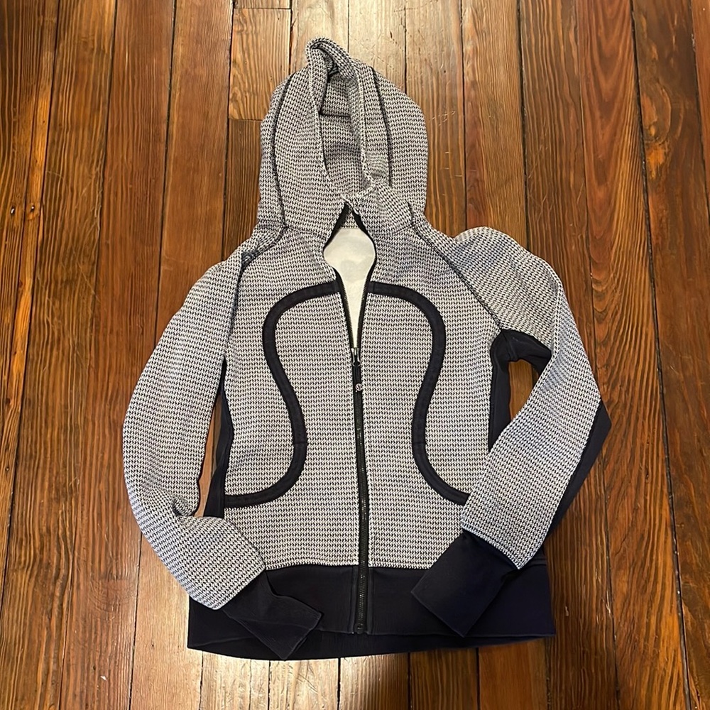 lululemon athletica Gray & Navy Hooded Zip Jacket